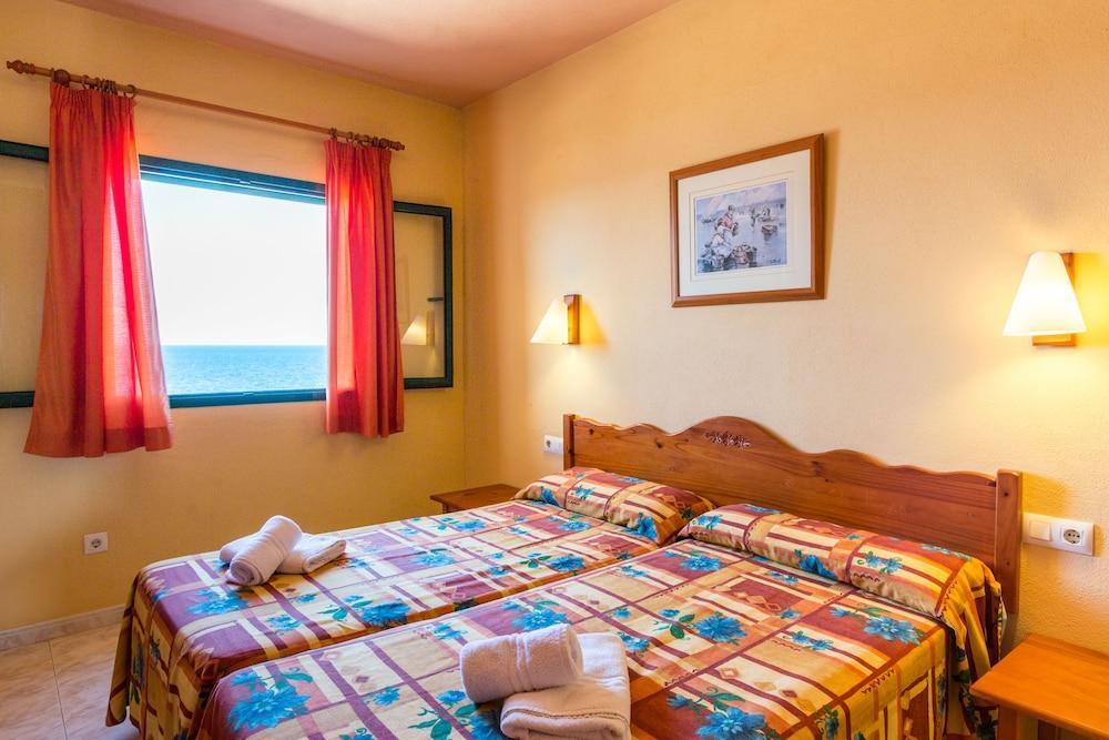 Apartamentos Moon Dreams Cabo De Banos Cala'N Blanes (Menorca) Exterior foto